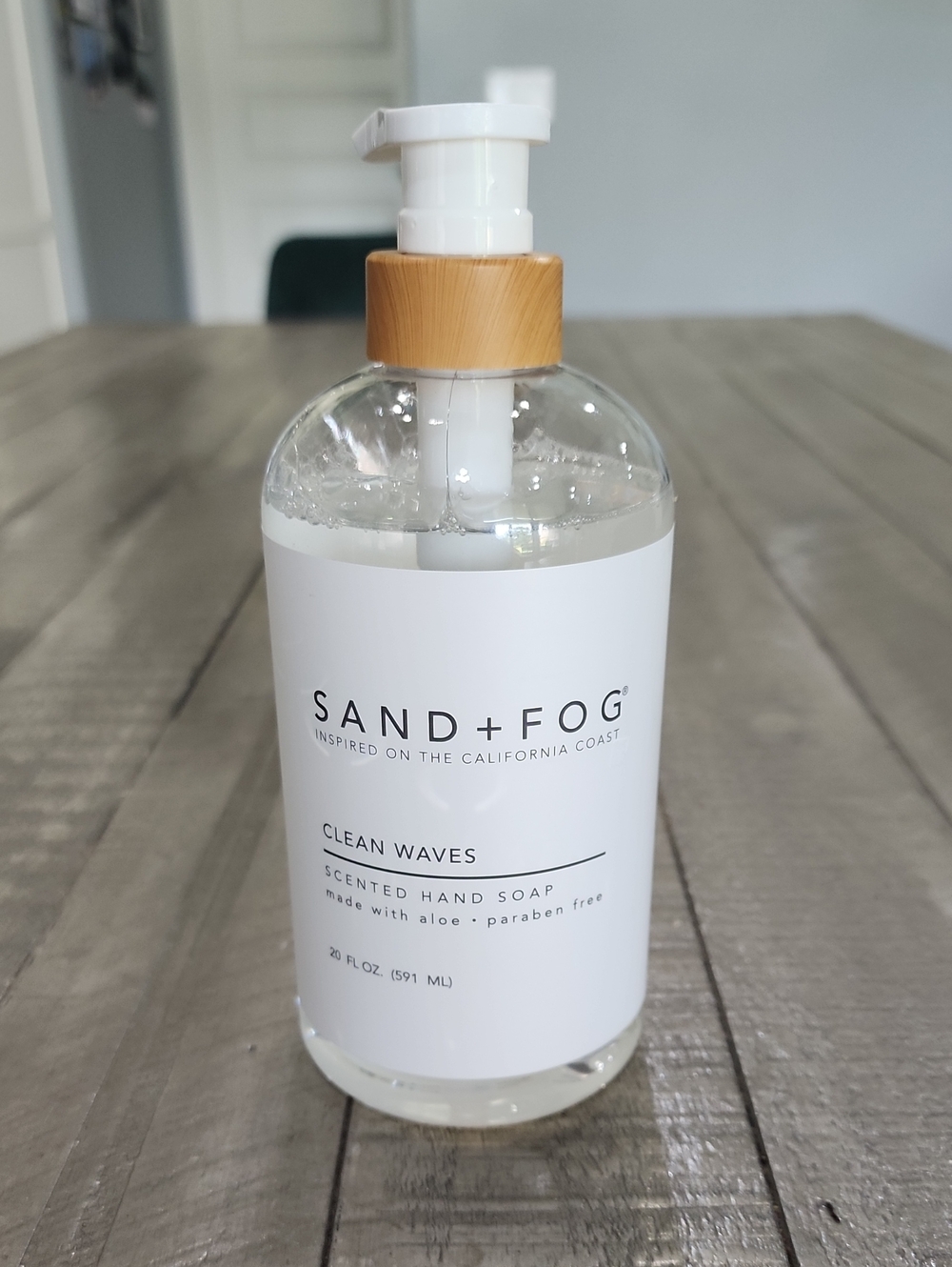 NWT Sand +Fog Clean Waves Scented Hand Soap 20 Oz